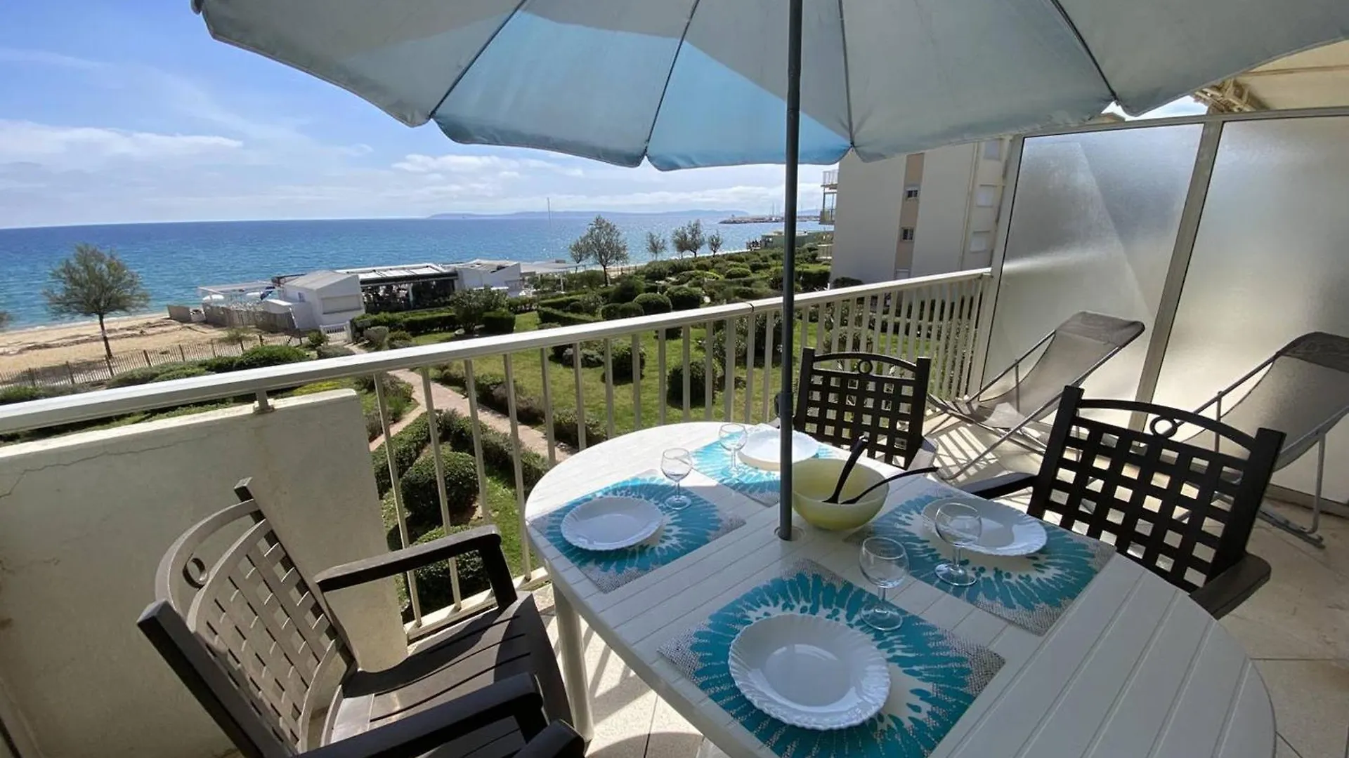 Appartement Au Lavandou Avec Terrasse Vue Mer Et Parking - Fr-1-816-17 Le Lavandou 0*,
